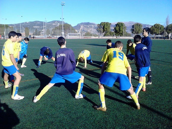 Calentamiento previo al partido disputado por el Cadete este fin de semana.