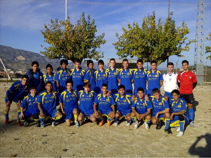 Imagen del Juvenil de la temporada pasada, que sigue siendo la base de este año.