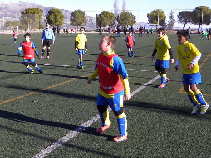 En primer plano Daniel López, que se ha estrenado como goleador en la mañana de hoy.